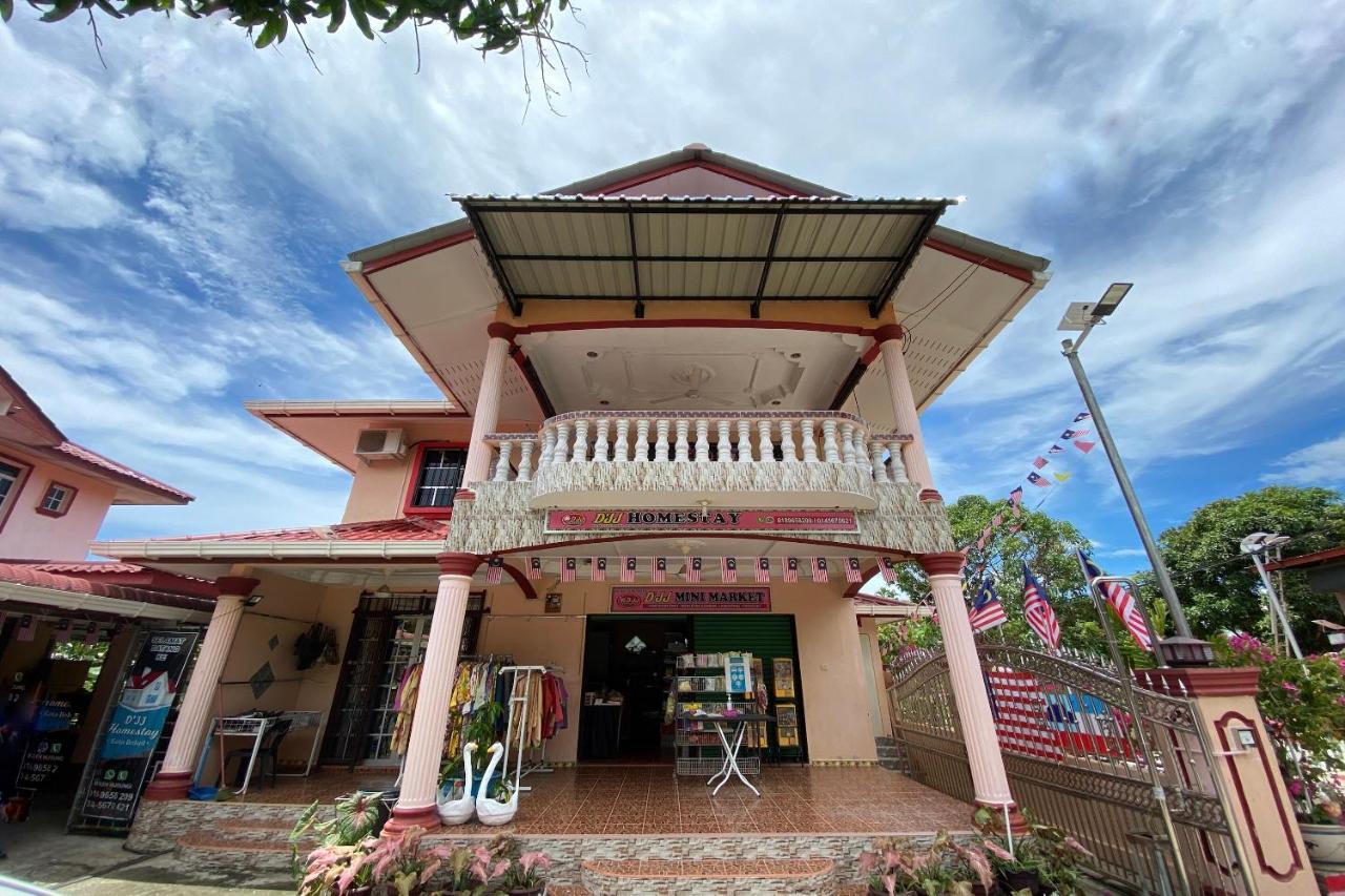 Oyo Home 90331 D'Jj Homestay 古打毛律 外观 照片