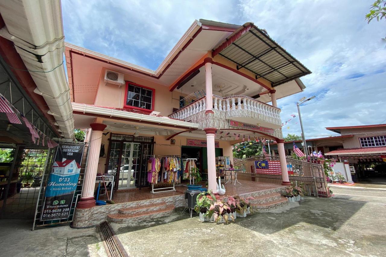 Oyo Home 90331 D'Jj Homestay 古打毛律 外观 照片