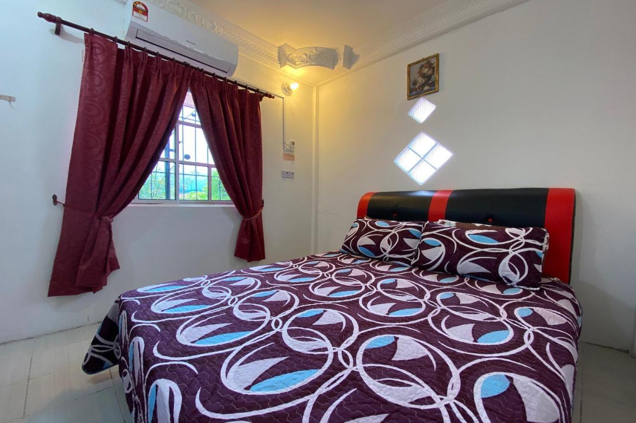 Oyo Home 90331 D'Jj Homestay 古打毛律 外观 照片