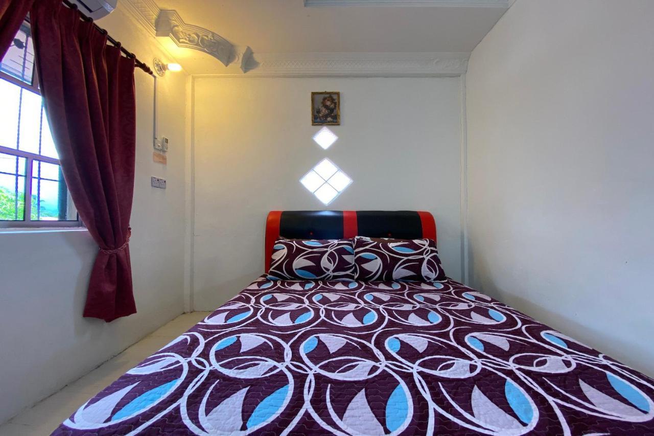 Oyo Home 90331 D'Jj Homestay 古打毛律 外观 照片