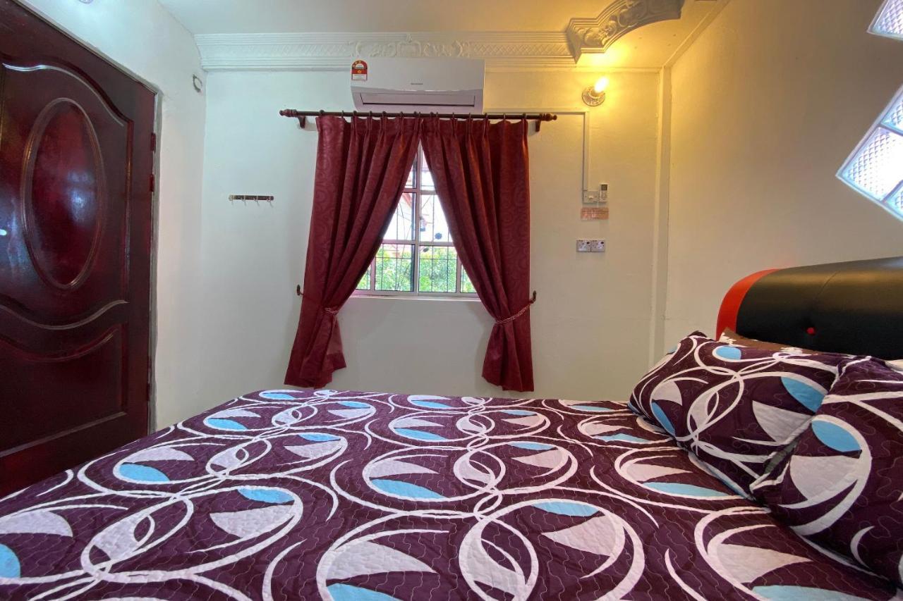 Oyo Home 90331 D'Jj Homestay 古打毛律 外观 照片
